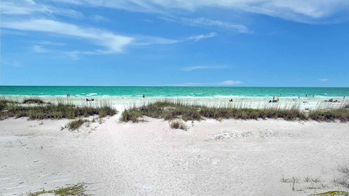 Spend your Days in Beach Bliss