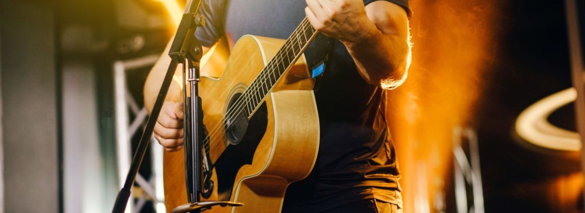 live music - guitar